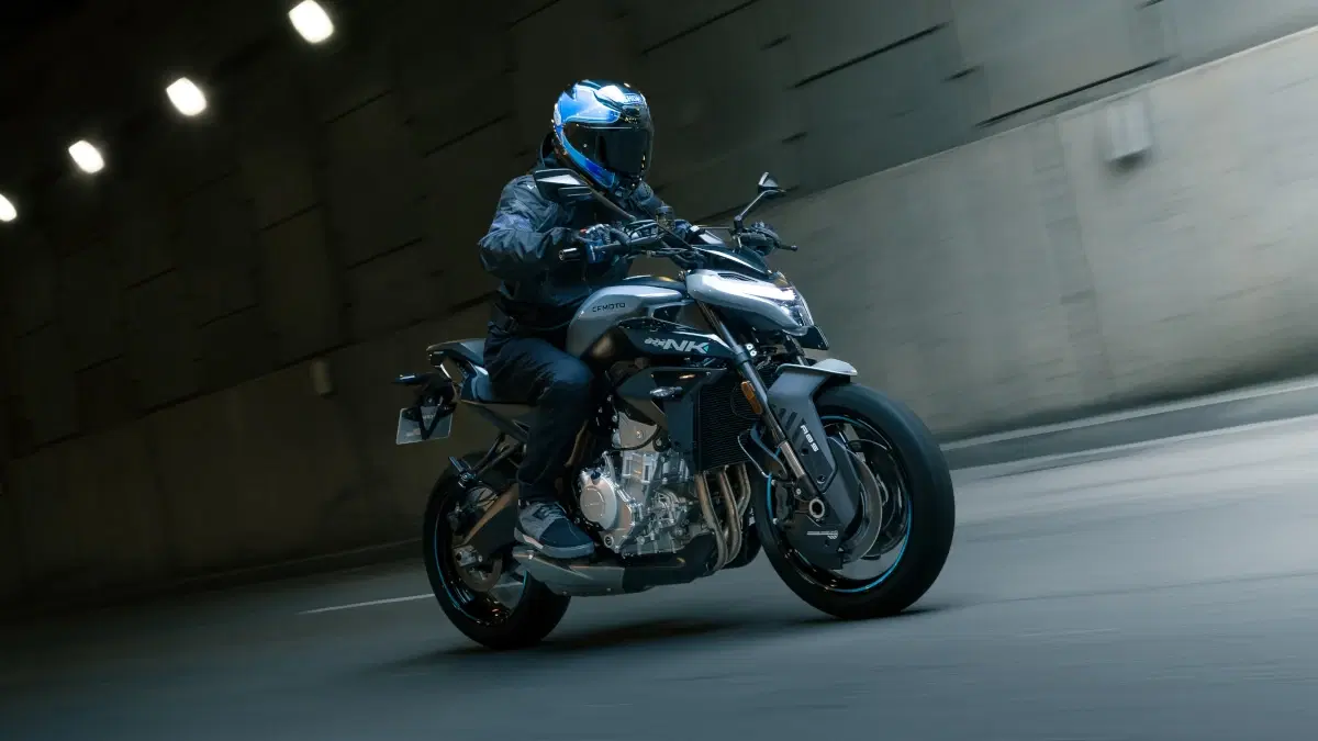 CF Moto 675NK Ergonomics and Rider Position